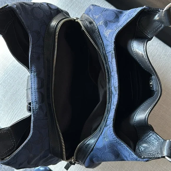 Authentic Coach Bag Blue - Picture 5 of 8